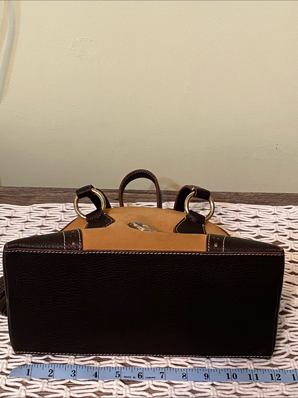Dooney & Bourke Style Two-Tone Tan and Brown Leather Satchel Handbag Vintage - Picture 14 of 17